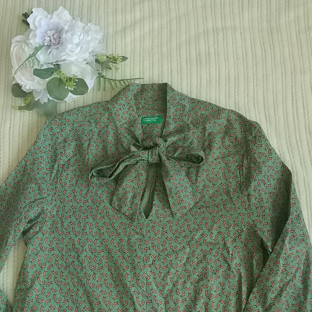 Tie front long sleeve blouse